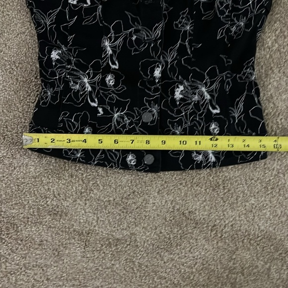 White House Black Market Women's White and Black Corset - Picture 8 of 8